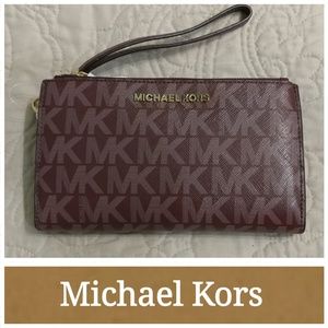 🆕 NWT Michael Kors Double Zip Wristlet